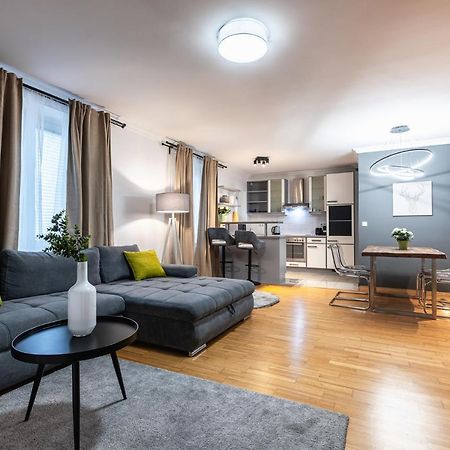 Live Centrally In A Spacious And Modern Apartment In Wien Exterior foto